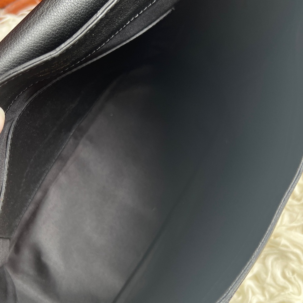 Auth Louis Vuitton LockMe Noir MM | Price Firm - Picture 14 of 16